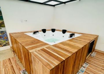 jacuzzis en cota