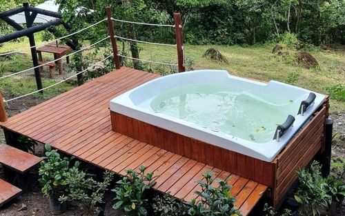 jacuzzis